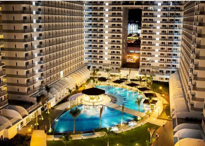アパートホテル Kathy's Crib 14th Flr Pool View