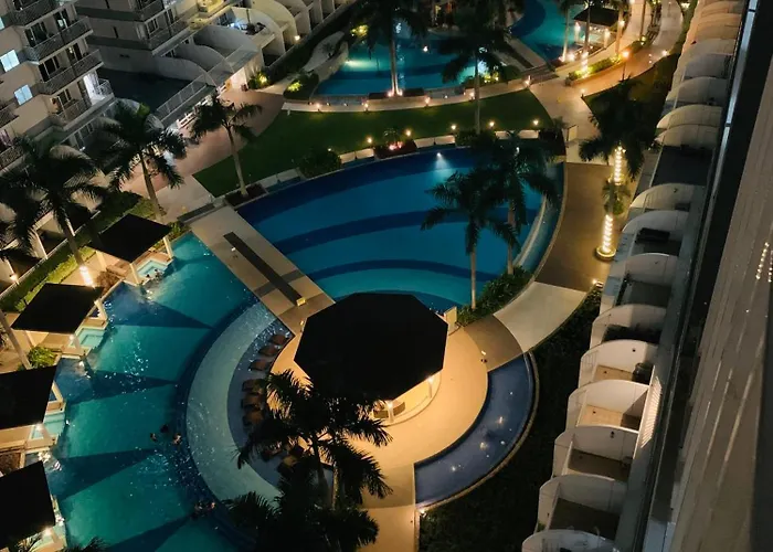 アパートホテル Kathy's Crib 14th Flr Pool View 3*